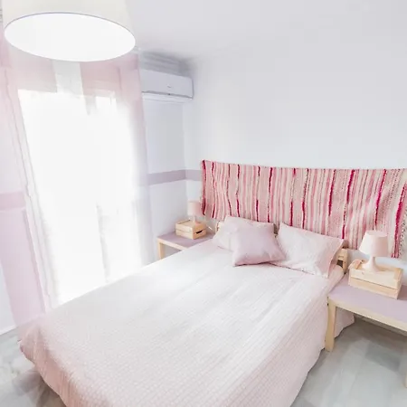 Cubo's Apartamento Origen Del Sur Малага